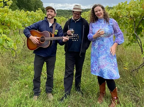 Live Music: Junkyard Mule