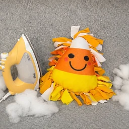 Free Young Artist Studio: Candy Corn Tie Pillows