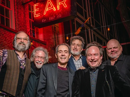 The EarRegulars 8-11pm