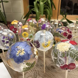 Santa’s Workshop: Floral Candle Lanterns and Holiday Ornaments