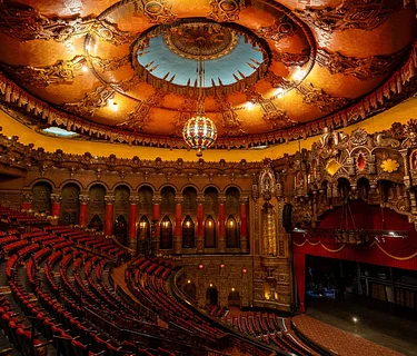 ANNUAL PATRONS TRIP: ART & ABOUT—ST. LOUIS