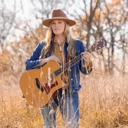 Live Music withHolly Spears