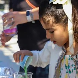 Family Holiday Craft Workshop