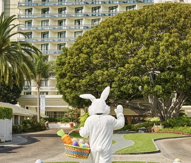 Easter Hunt & Brunch at The Fairmont Hotel
