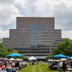 North Union Farmers Market at the Cleveland Clinic