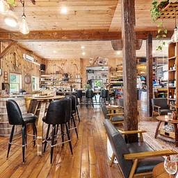 Aviator’s Wine Club December Pickup Party!