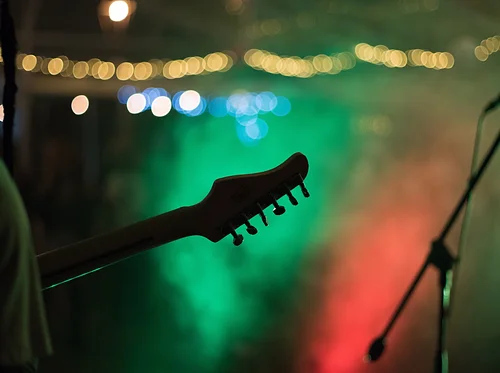 Live Music with El Salto