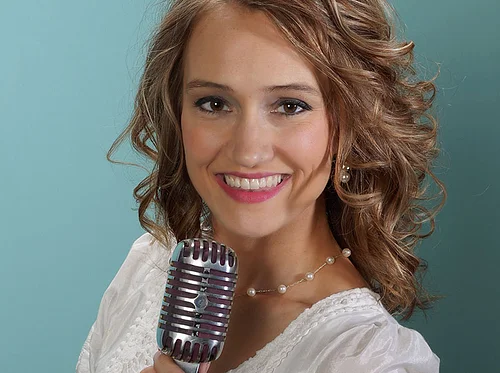 Mollie B, Ted Lange & Squeezebox | Summer Music Series