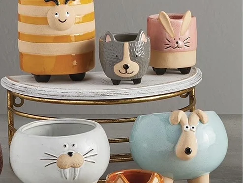 Spring Youth Ceramics 3 class session – Animal Bowls with Kate Kucera!