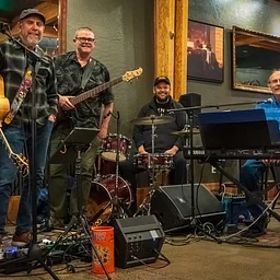 Live Music: Shine On – Motown