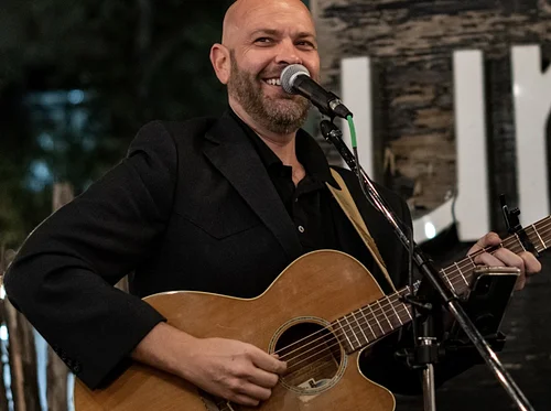 Live Music: Garret Johnson