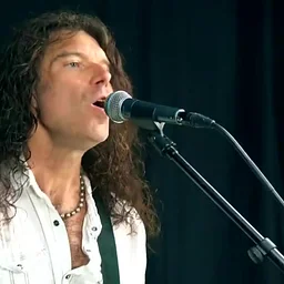 Live Music at Deschain feat. Dave Semans