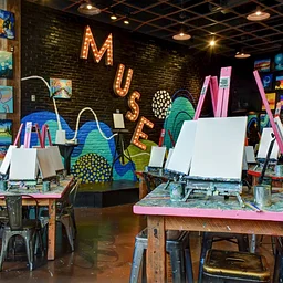 Summer Sundays at Muse Paintbar