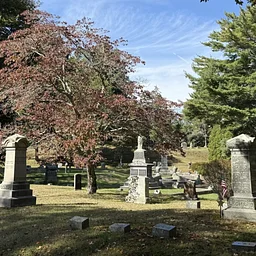 Tour of Oak Grove Cemetery (Plymouth)