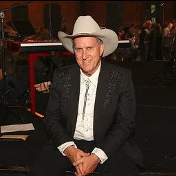 Live Music with Royce Reed