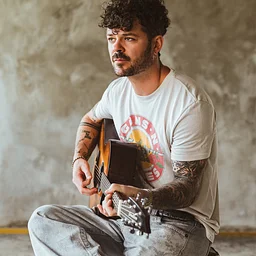 Drew Cole