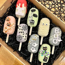 Cute & Spooky Cake Pops