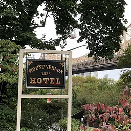 Wining and Dining in 1820s and 1830s NYC: A Culinary History Tour