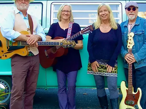 Memorial Park: The Honey Tones