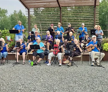 Two Harbors Ukulele Group THUG