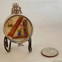 Fall Show Workshop: Glass Locket with Staircase