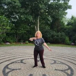Qi Gong on the Labyrinth