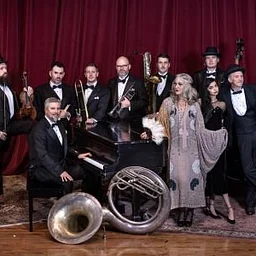 Squirrel Nut Zippers