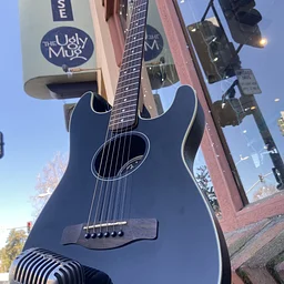 Open Mic · Every Monday 5-8p