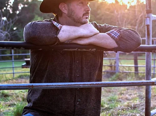 Shane Pons @ Hochatown Saloon