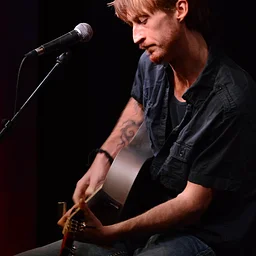 Eli Cook