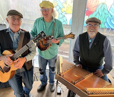 Live Music: Spud, Mick, and Steve