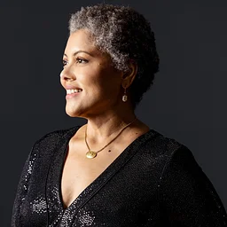 Kim Nalley