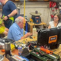 Fix-It Night at the NE Seattle Tool Library