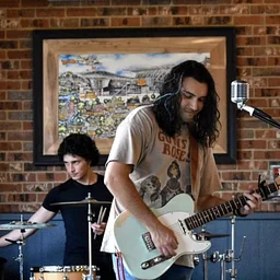 Live Music with Saint Cloud