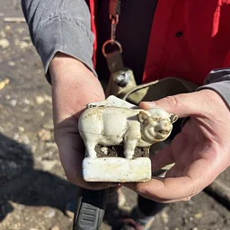 Mudlarking with Cory Kram