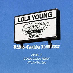 Lola Young at Coca-Cola Roxy