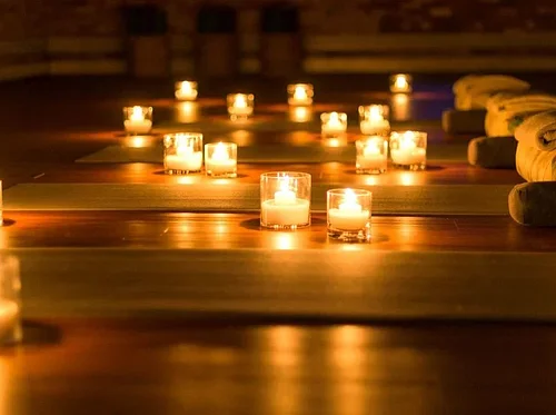 Move & Mingle: Candlelight Yoga