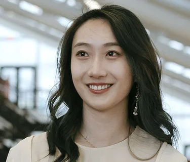 Inside the Art, Outside of Ourselves: Yu Yan
