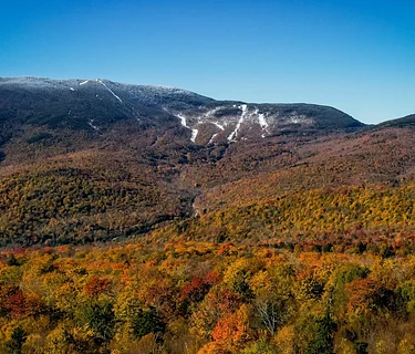 Fall Sale on 2026/2027 Season Passes, Stark Mountain Cards and Kids’ Seasonal Programs