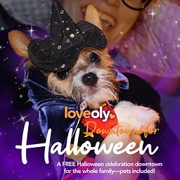 LoveOly Downtown for Halloween: Pet Costume Contest