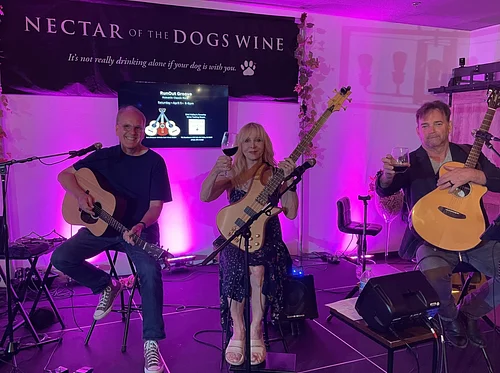 LIVE Music: RunOut Groove