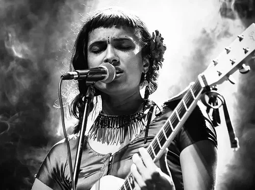 An Evening with ALYSHA BRILLA