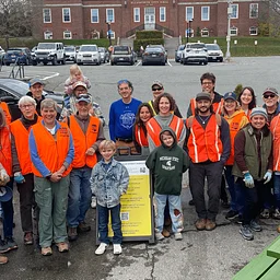 Fall Downtown Volunteer CleanUp