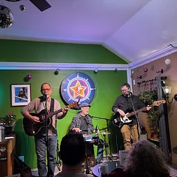 Happy Hour: The Bob Skon Trio