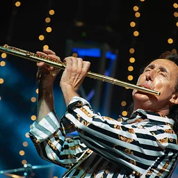 SATURDAY Alexander Zonjic SATURDAY NIGHT SHOW