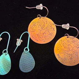 W-JW113 Titanium Earrings with Gail Thayer
