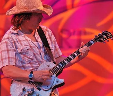 Friday Live Music Series – John McNutt