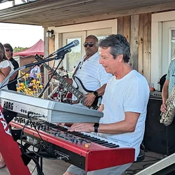 Phil Abair Band – Music in The Vineyard