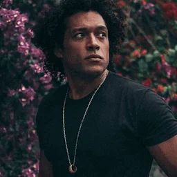 MAKAYA MCCRAVEN