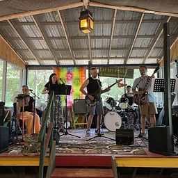 The County Line | Music on the Patio